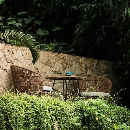 Suenyo Eco Retreat Hotel ตาบานัน ภายนอก รูปภาพ