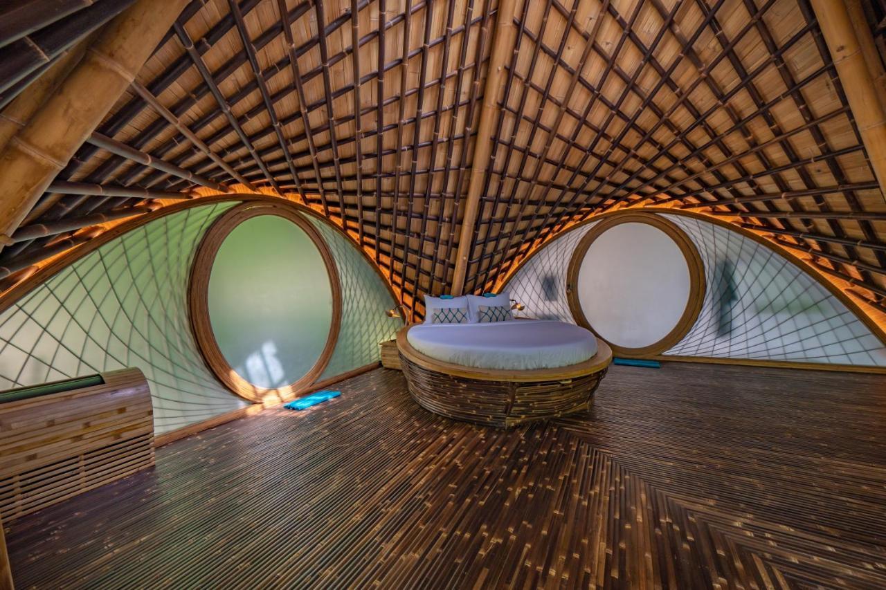 Suenyo Eco Retreat Hotel ตาบานัน ภายนอก รูปภาพ