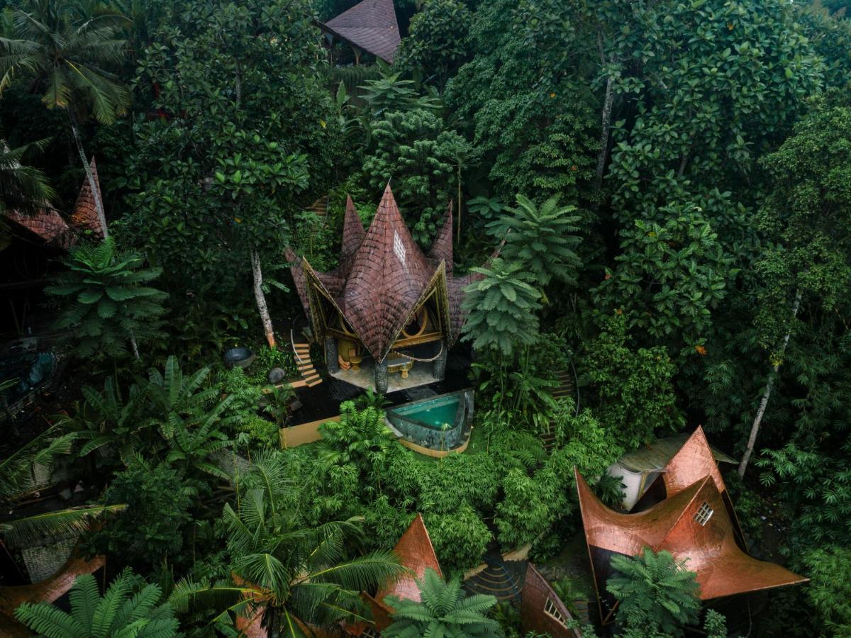 Suenyo Eco Retreat Hotel ตาบานัน ภายนอก รูปภาพ