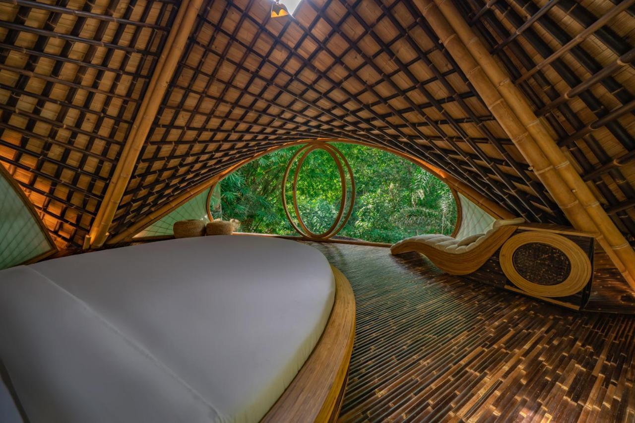 Suenyo Eco Retreat Hotel ตาบานัน ภายนอก รูปภาพ