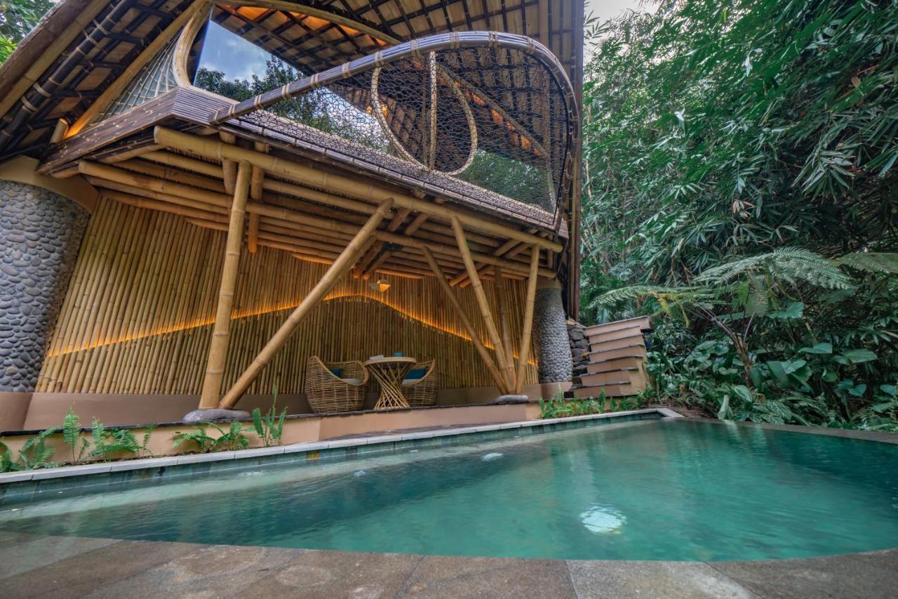 Suenyo Eco Retreat Hotel ตาบานัน ภายนอก รูปภาพ