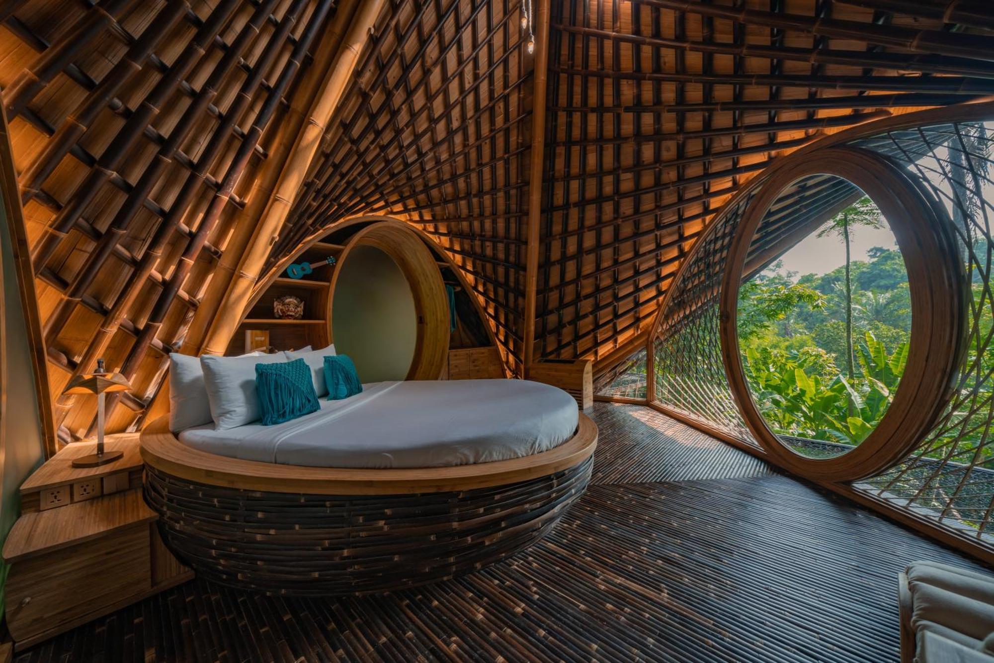 Suenyo Eco Retreat Hotel ตาบานัน ภายนอก รูปภาพ