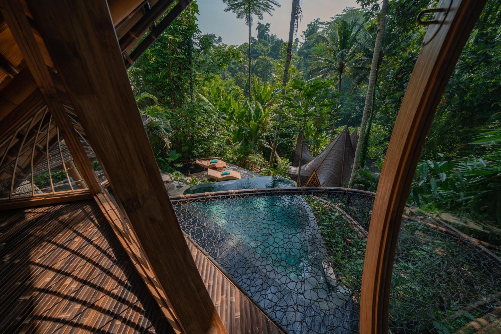 Suenyo Eco Retreat Hotel ตาบานัน ภายนอก รูปภาพ