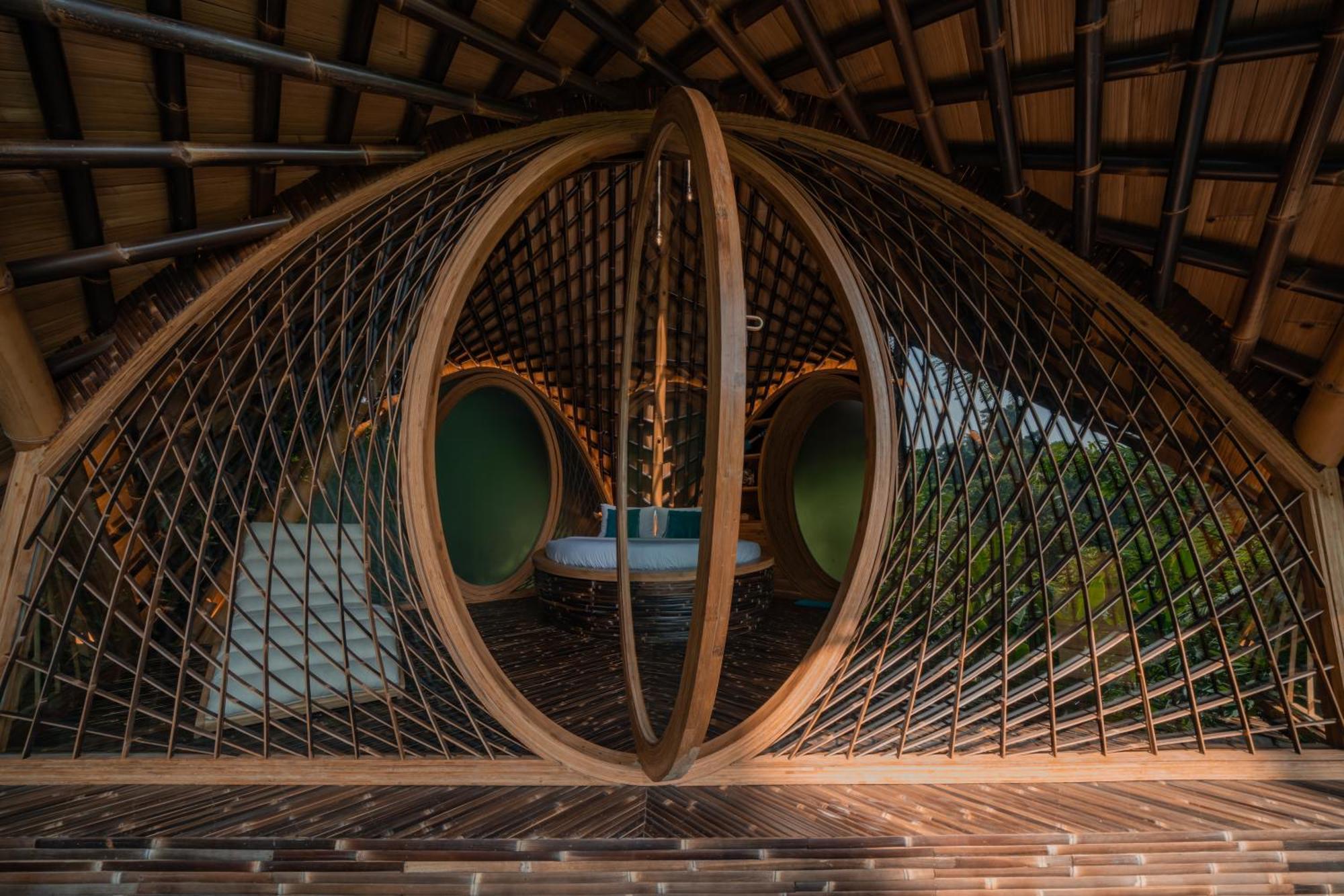 Suenyo Eco Retreat Hotel ตาบานัน ภายนอก รูปภาพ
