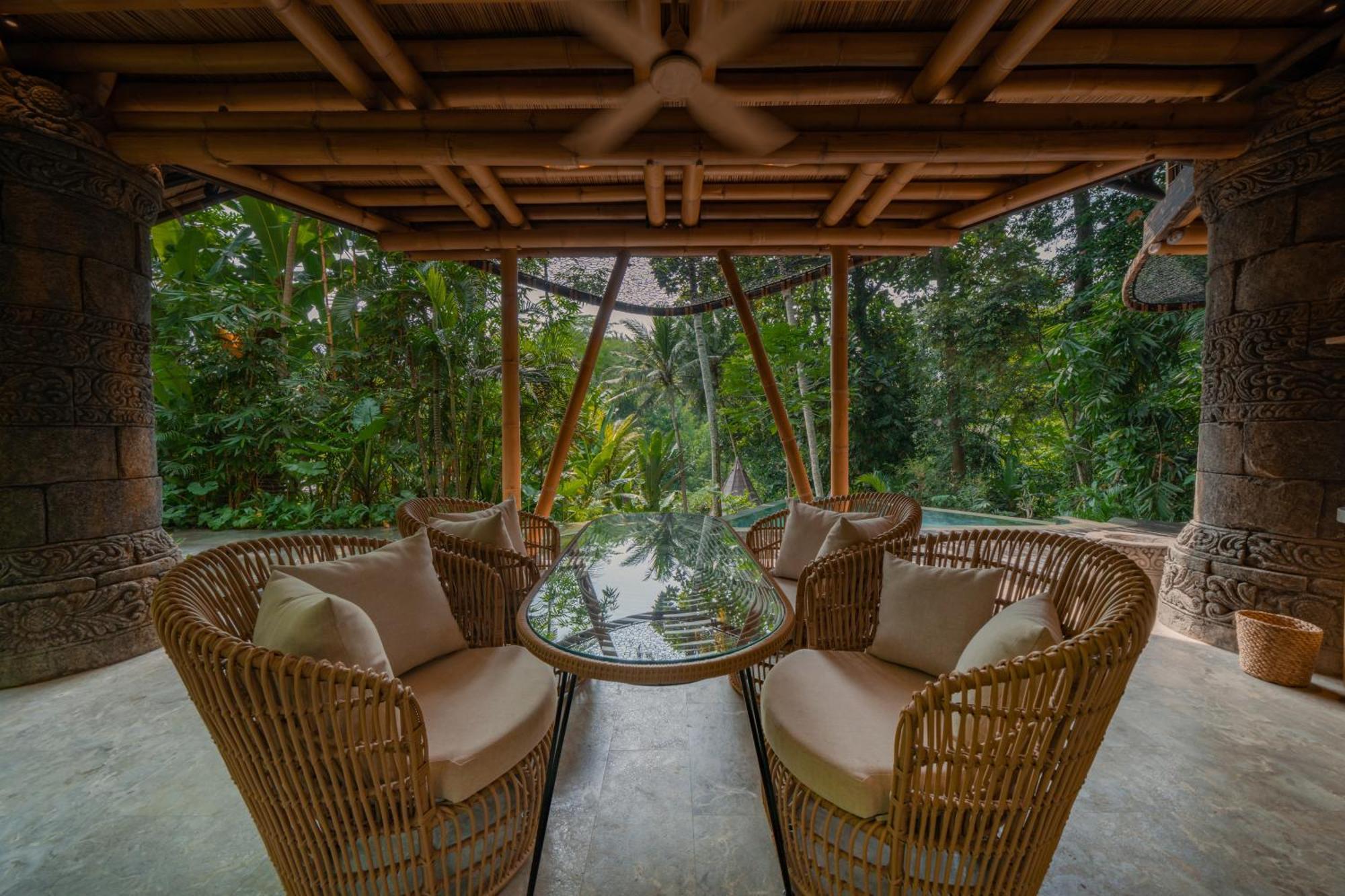 Suenyo Eco Retreat Hotel ตาบานัน ภายนอก รูปภาพ