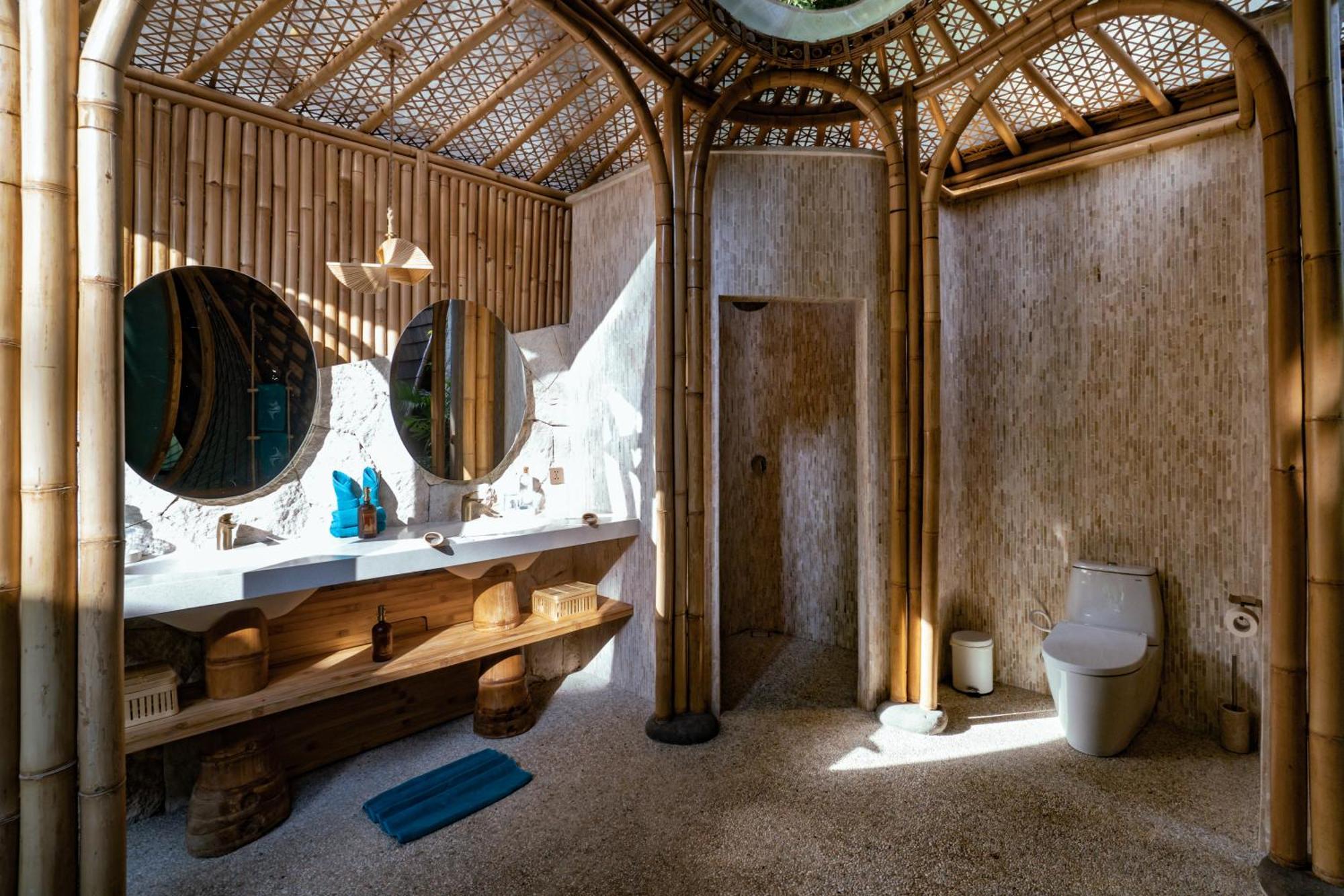 Suenyo Eco Retreat Hotel ตาบานัน ภายนอก รูปภาพ